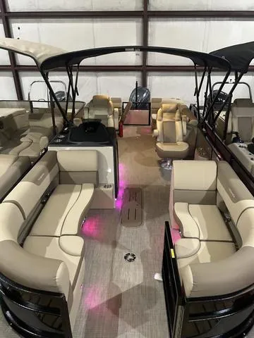 Slide: The Image of Veranda Relax RC VR22RC W/Yamaha 300 2025 - 5