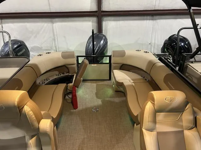 Slide: The Image of Veranda Relax RC VR22RC W/Yamaha 300 2025 - 6