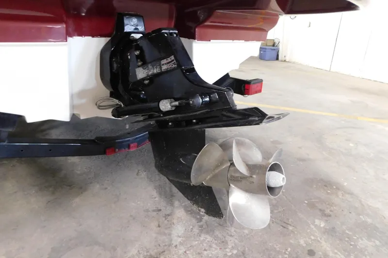 Slide: The Image of Rear view of 2007 Sea Ray 220 Sundeck boat with propeller and outdrive. - 7