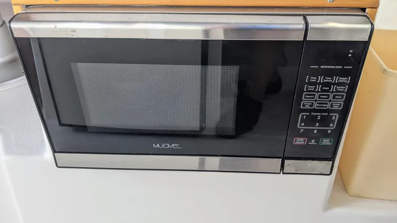 Slide: The Image of Cutwater C-242 Sport Coupe 2017 - 19