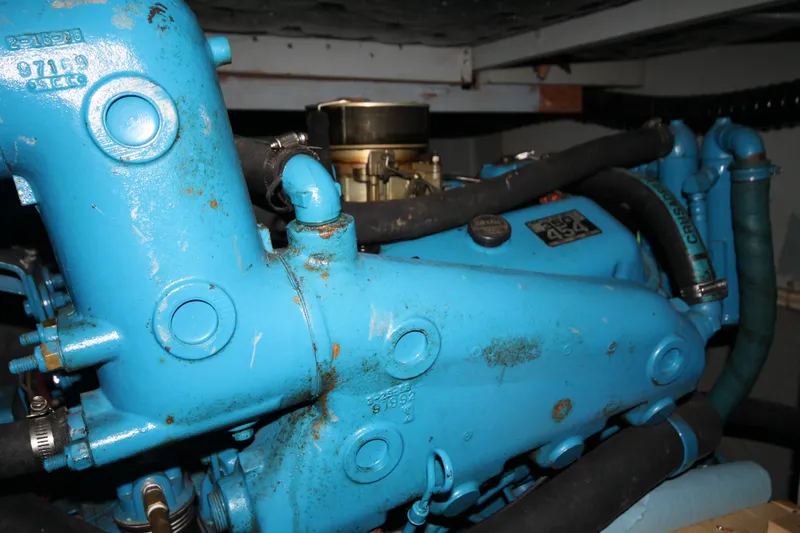 Slide: The Image of Mainship 41 Grand Salon 1989 - 74