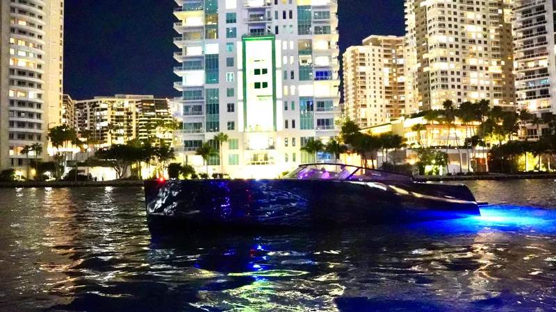 Slide: The Image of VanDutch 55 2014 - 50