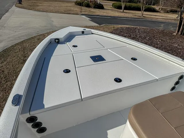 Slide: The Image of Avid 19 FSX 2025 - 13