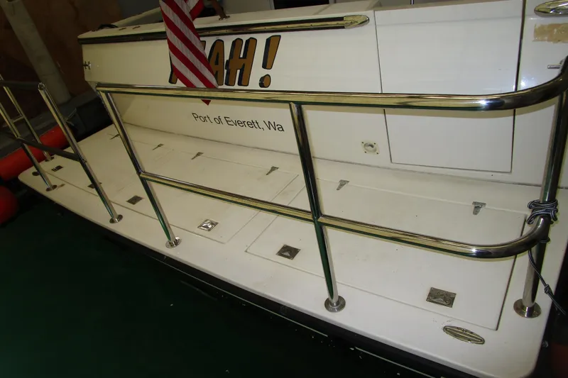 Slide: The Image of 1999 Bayliner 4788 Pilot House Motoryacht docked at Port of Everett, Washington. - 7