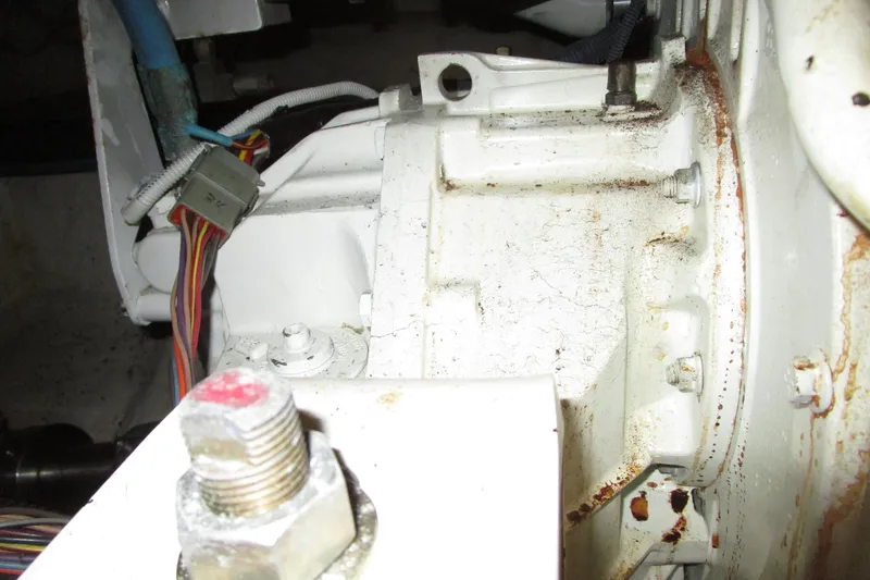 Slide: The Image of Engine compartment of 1999 Bayliner 4788 Pilot House Motoryacht - 76