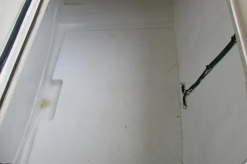 Slide: The Image of Extension storage center - 79