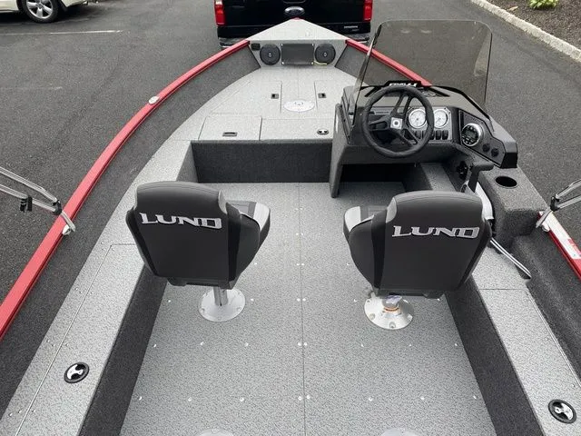 Slide: The Image of Lund 1650 Angler 2025 - 7