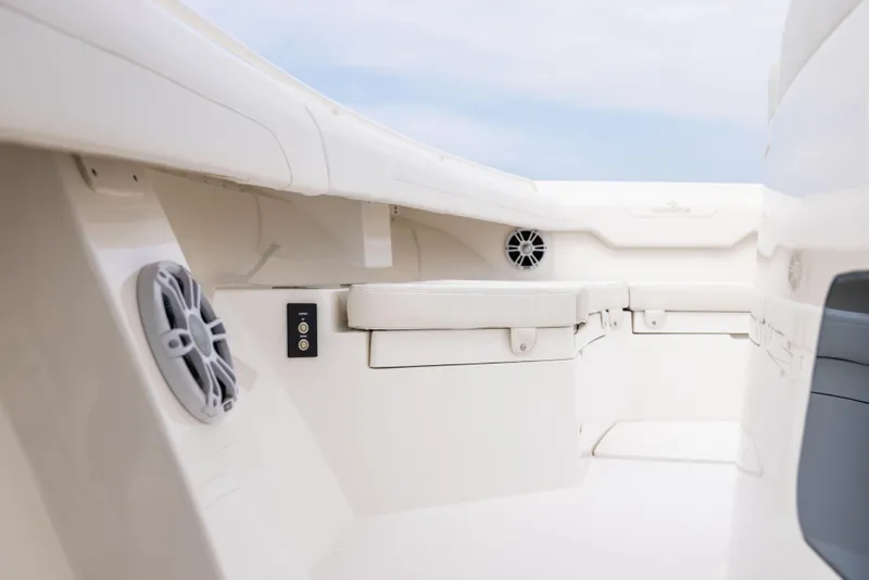 Slide: The Image of Regulator Marine 37 2023 - 67