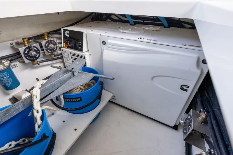 Slide: The Image of Regulator Marine 37 2023 - 80