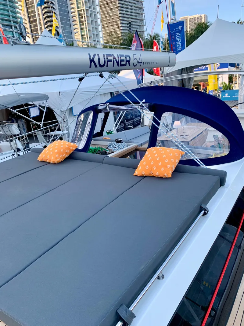 Slide: The Image of Kufner 54 "Sea Wave" - 11