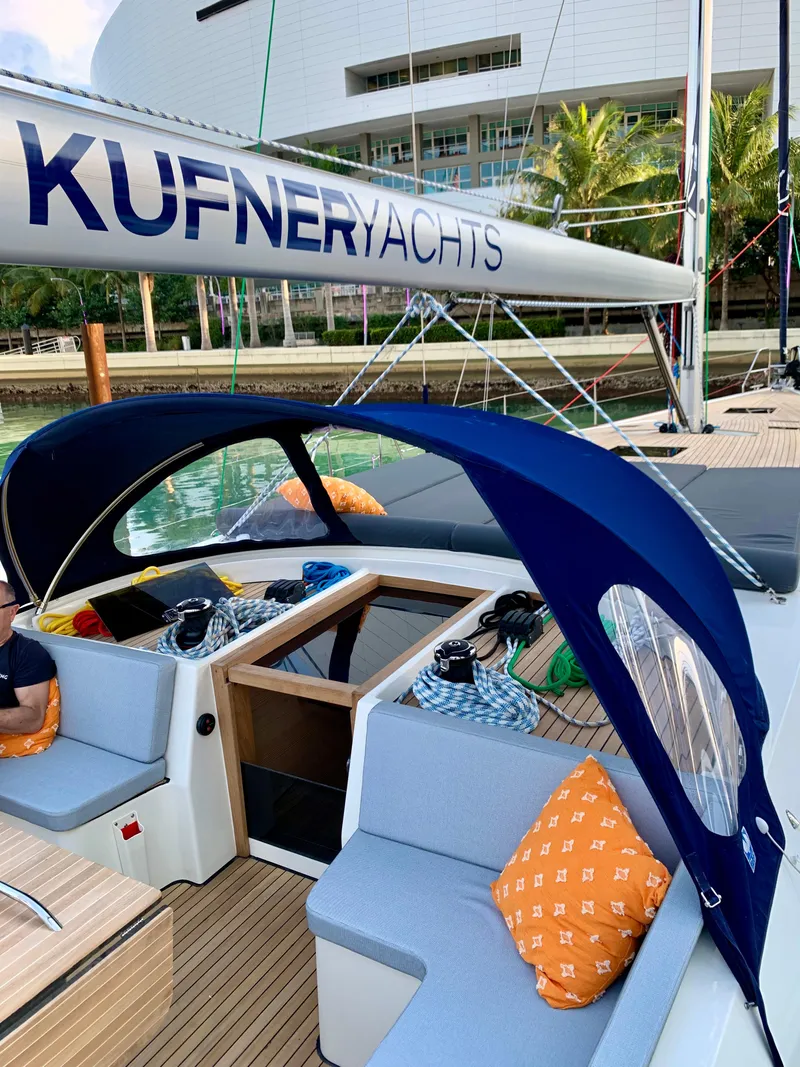 Slide: The Image of Kufner 54 "Sea Wave" - 17