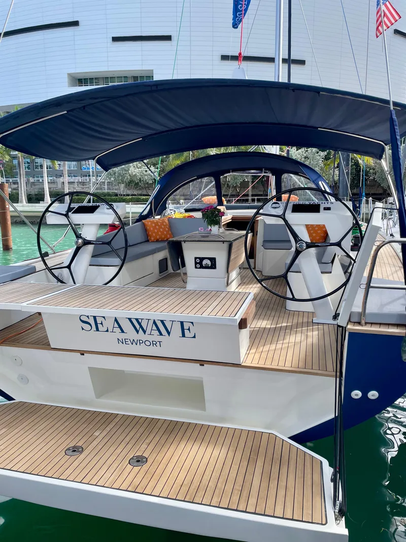 Slide: The Image of Kufner 54 "Sea Wave" - 3