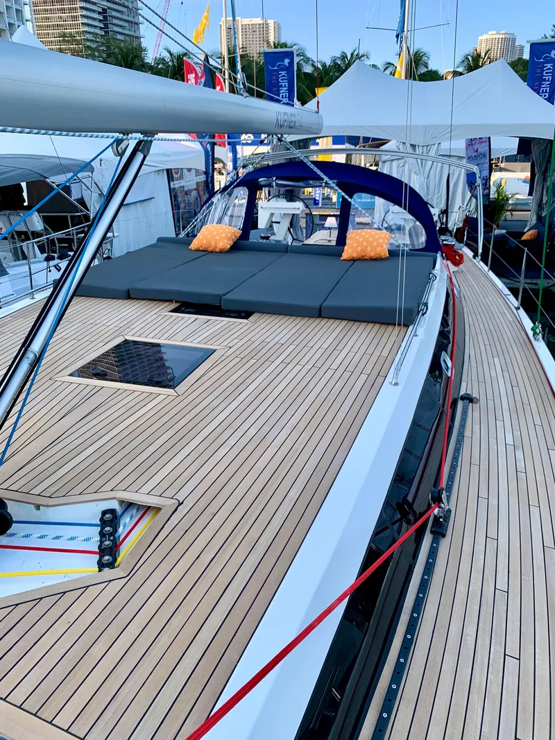 Slide: The Image of Kufner 54 "Sea Wave" - 4