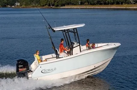 The Image of Robalo Explorer R232EX 2025 - 1