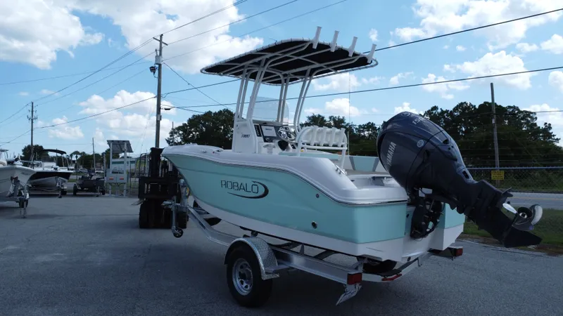 Slide: The Image of Robalo R180 Center Console 2025 - 2