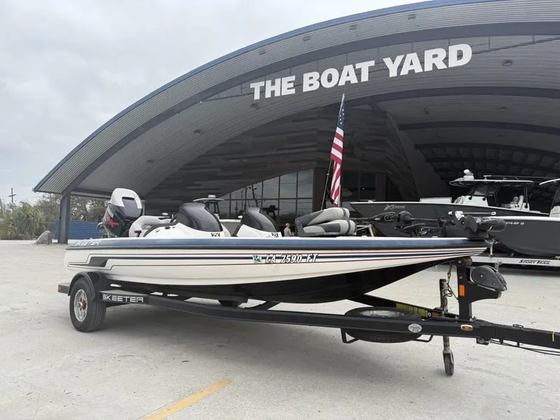 Slide: The Image of Skeeter ZX19 2008 - 1