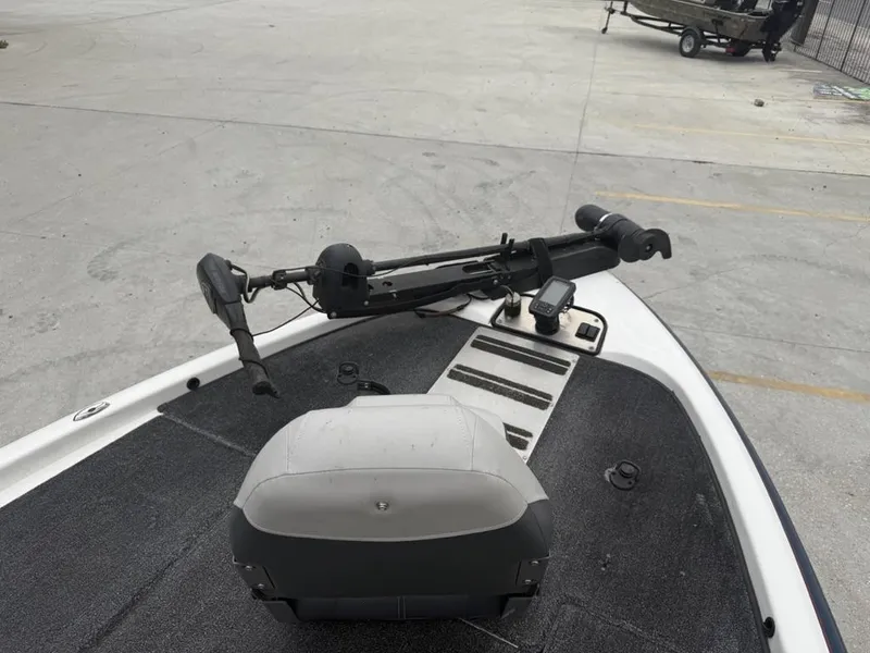 Slide: The Image of Skeeter ZX19 2008 - 11