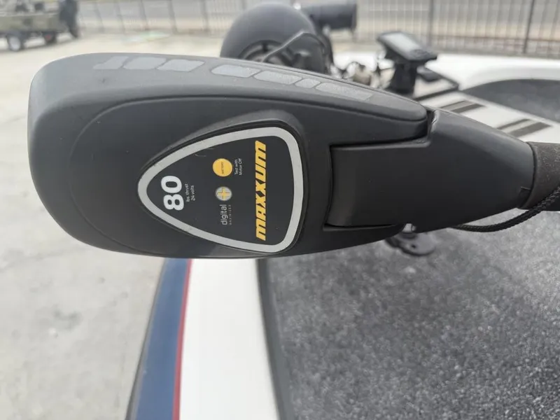 Slide: The Image of Skeeter ZX19 2008 - 21