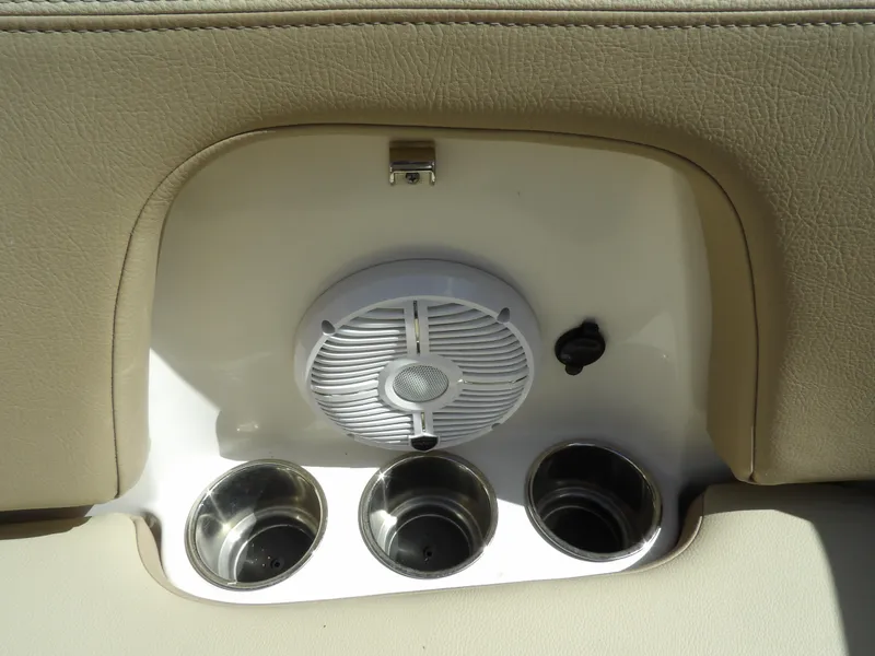 Slide: The Image of Sailfish 275 DC 2020 - 62