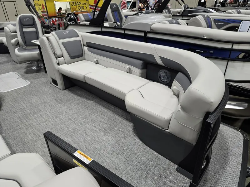 Slide: The Image of Barletta Cabrio C24QC 2025 - 10