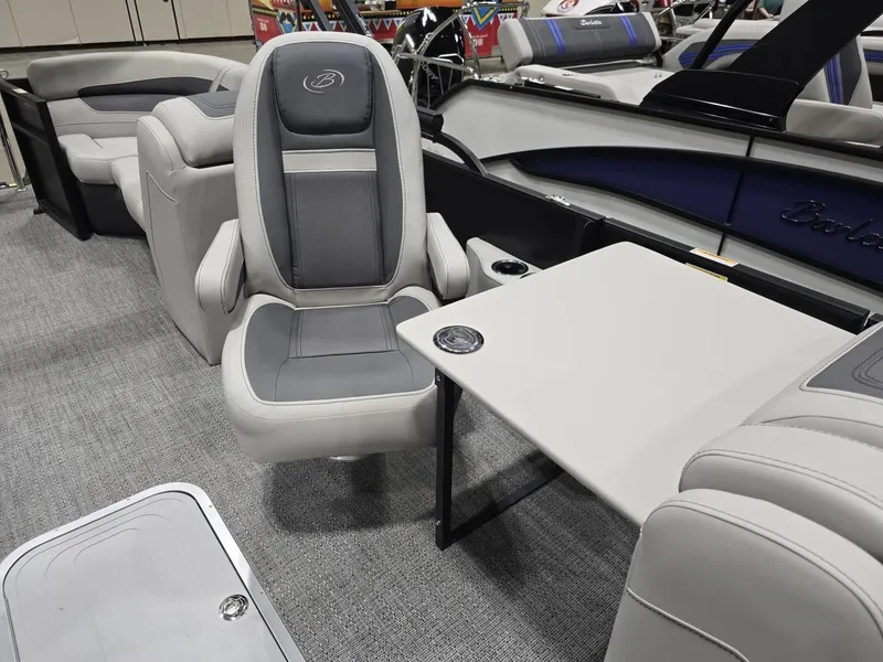 Slide: The Image of Barletta Cabrio C24QC 2025 - 11