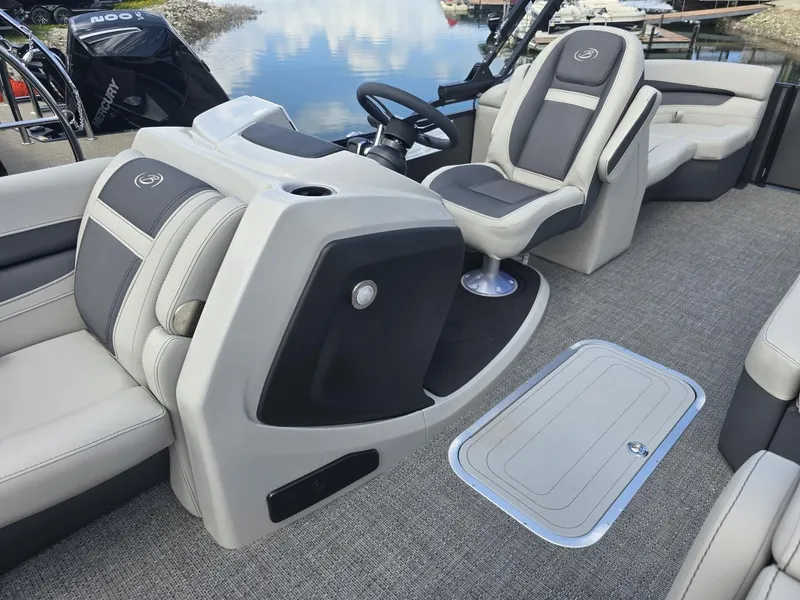 Slide: The Image of Barletta CABRIO C24Q 2025 - 5