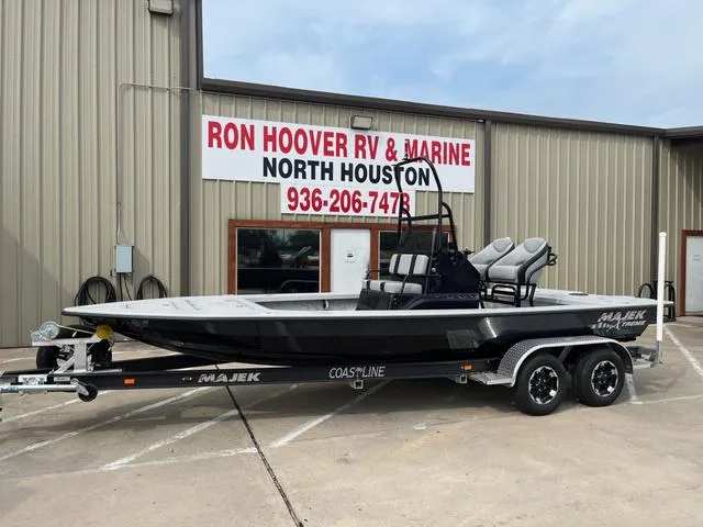 The Image of Majek 22 XTREME 2025 - 1