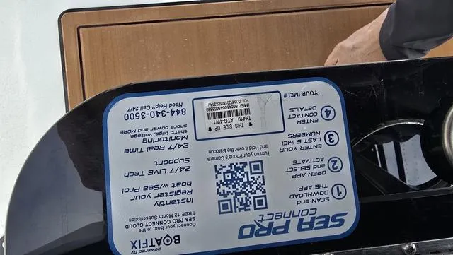 Slide: The Image of Sea Pro 202 Center Console 2025 - 28