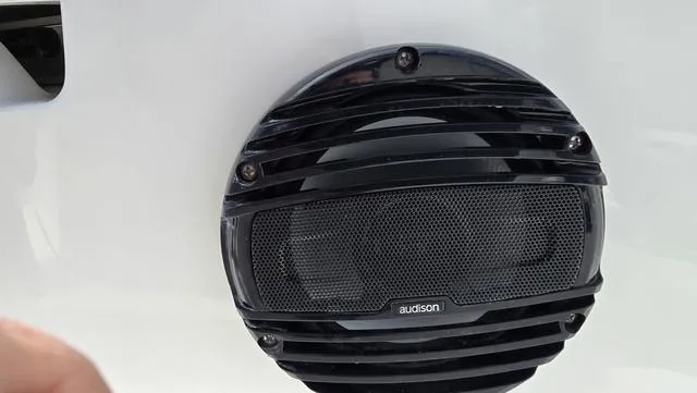 Slide: The Image of Sea Pro 202 Center Console 2025 - 33