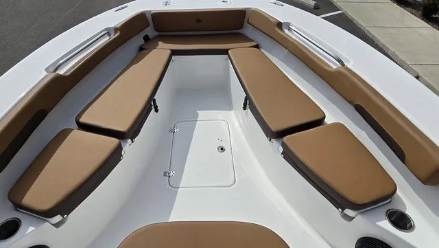 Slide: The Image of Sea Pro 202 Center Console 2025 - 34