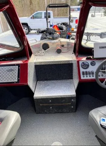 Slide: The Image of 2019 Thunder Jet 185 Explorer boat interior with dashboard and steering wheel. - 5