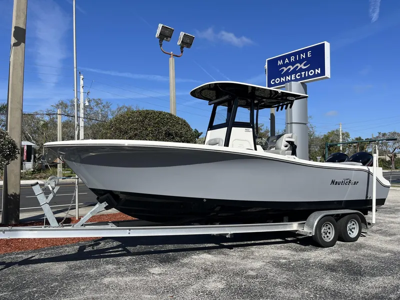 The Image of NauticStar 2602 Legacy 2023 - 1