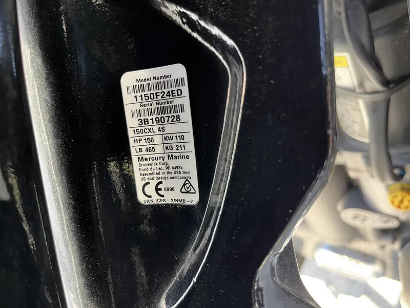 Slide: The Image of NauticStar 2602 Legacy 2023 - 10