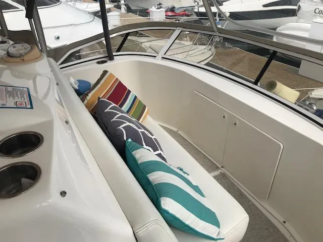 Slide: The Image of Silverton 392 Motor Yacht 2000 - 9