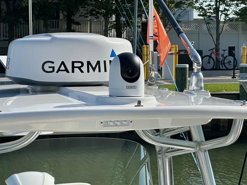 Slide: The Image of 2019 Regulator 28 boat with Garmin radar and SiOnyx camera on the roof. - 18