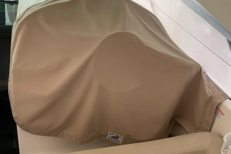 Slide: The Image of Protective cover on Jeanneau Prestige 34 Hardtop boat, 2008 model. - 29