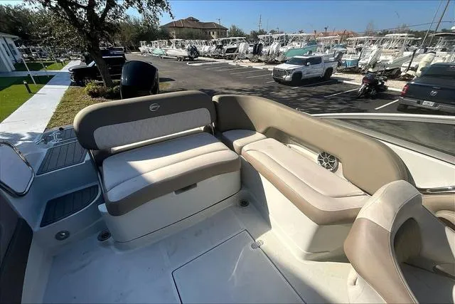 Slide: The Image of Crownline Boats E215 XS 2023 - 18