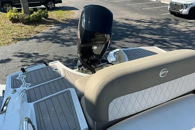 Slide: The Image of Crownline Boats E215 XS 2023 - 21