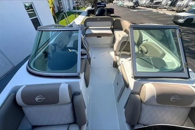 Slide: The Image of Crownline Boats E215 XS 2023 - 9