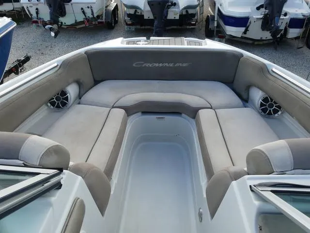 Slide: The Image of Crownline Boats E215 XS 2023 - 11