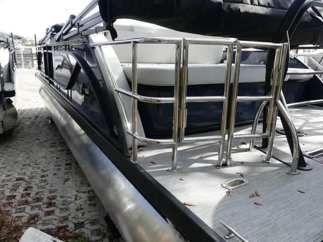 Slide: The Image of Godfrey Sweetwater 2286 SFL 2025 - 8