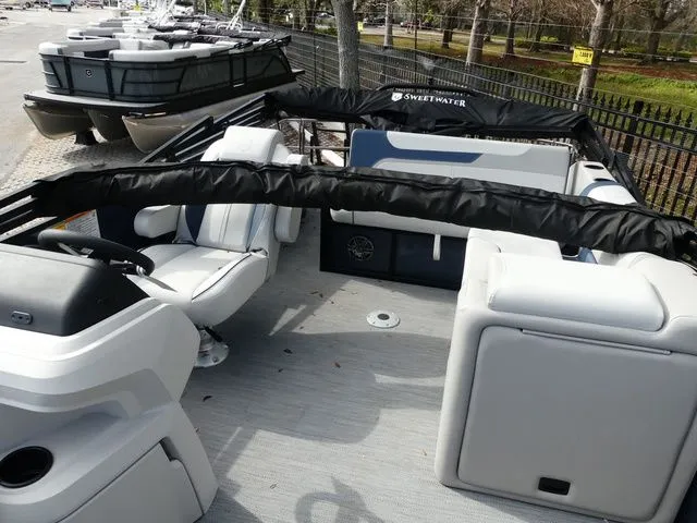 Slide: The Image of Godfrey Sweetwater 2286 SFL 2025 - 9