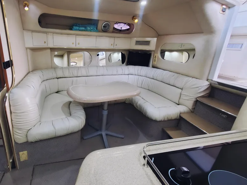 Slide: The Image of Sea Ray 370 Express Cruiser 1997 - 16