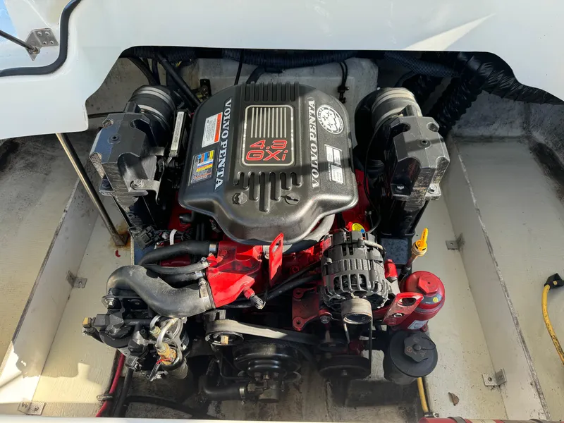Slide: The Image of Volvo Penta 4.3 GXI engine in a 2011 Cobalt 210 boat. - 37