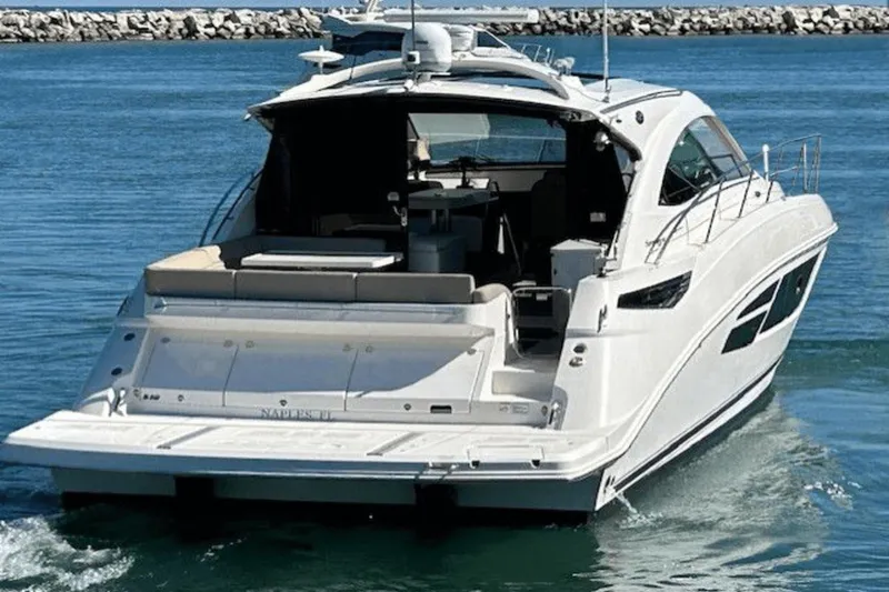 Slide: The Image of Sea Ray 510 Sundancer 2015 - 9