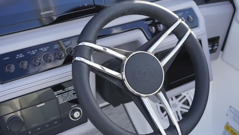 Slide: The Image of Cobalt R4 Surf 2025 - 12