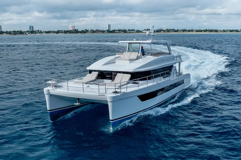 Slide: The Image of Luxurious 2025 Two Oceans 555 - 008 yacht cruising on open sea. - 63