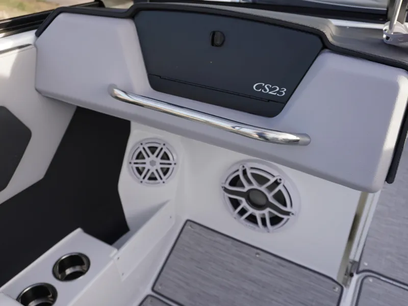 Slide: The Image of Cobalt CS23 Surf 2025 - 15