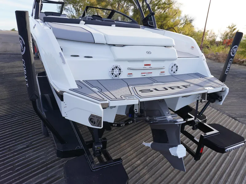 Slide: The Image of Cobalt CS23 Surf 2025 - 2