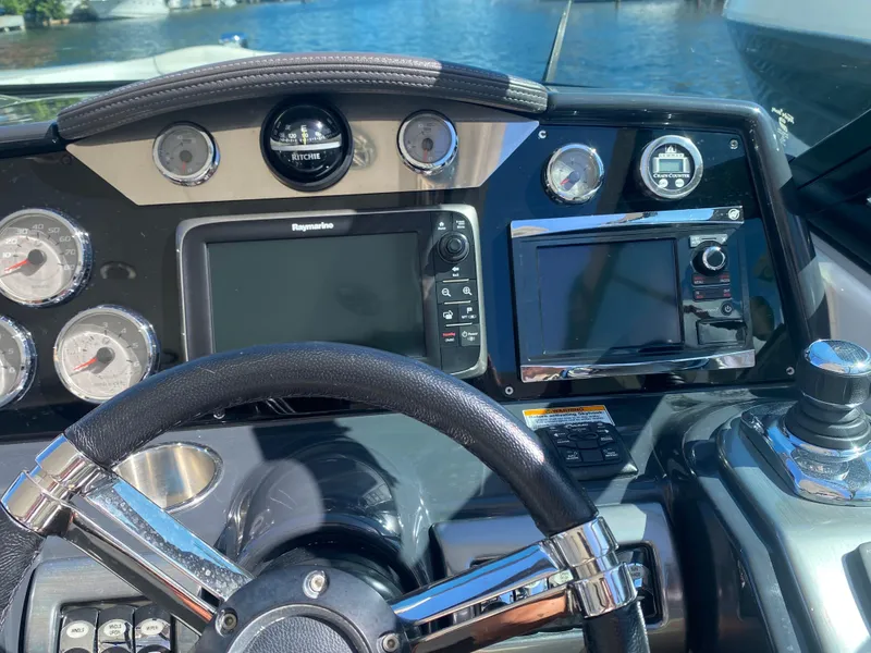 Slide: The Image of Dashboard of 2016 Formula 350 Crossover Bowrider with navigation and control systems. - 20